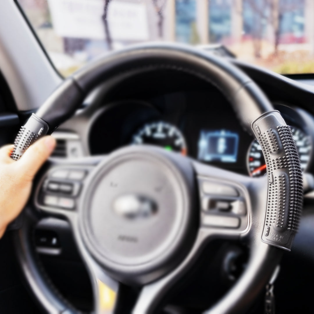 Monster Steer Grip- Hold the steering wheel with one hand